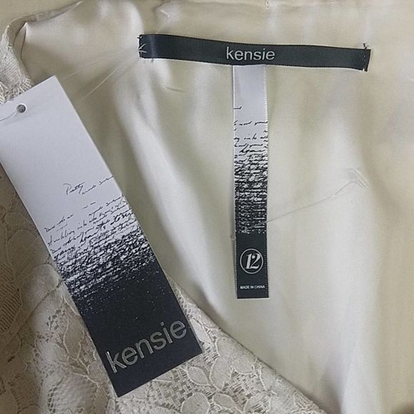 Kensie Pleated Lace Floral Overlay Skirt 12 - Picture 3 of 8